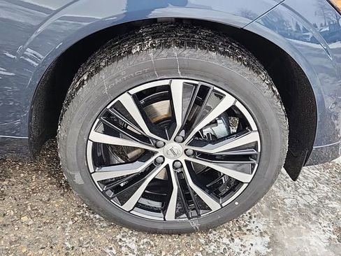 New 2025 Volvo XC60 B5 Plus w/ Climate Package image 15