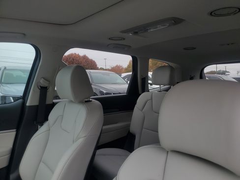 New 2025 Kia Telluride S image 17
