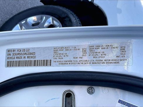 Used 2024 RAM 2500 Big Horn image 32