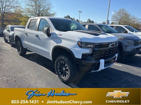 New 2026 Chevrolet Silverado 1500 ZR2 image 1