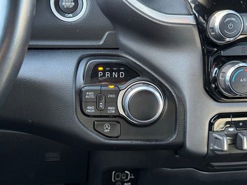 Used 2022 RAM 1500 Big Horn AWD/4WD image 12