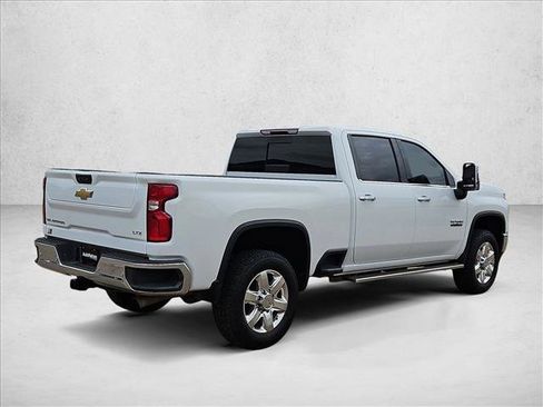 Used 2022 Chevrolet Silverado 2500 LTZ w/ LTZ Texas Edition AWD/4WD image 5
