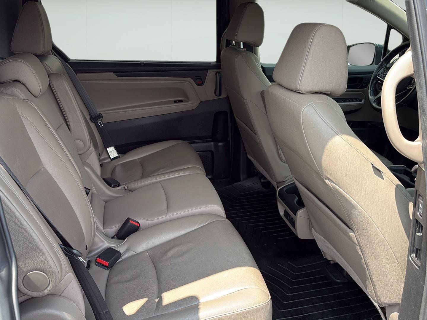 Used 2018 Honda Odyssey EX-L image 25
