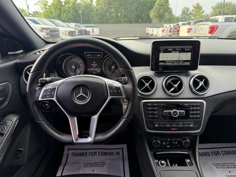 Used 2014 Mercedes-Benz CLA 250 w/ Premium 1 Package image 22