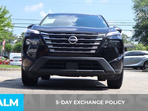 Used 2024 Nissan Rogue S FWD image 4