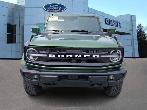 Certified 2025 Ford Bronco Outer Banks AWD/4WD image 3