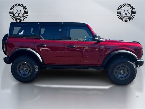 New 2025 Ford Bronco Badlands image 4