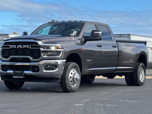 New 2026 RAM 3500 Big Horn image 7