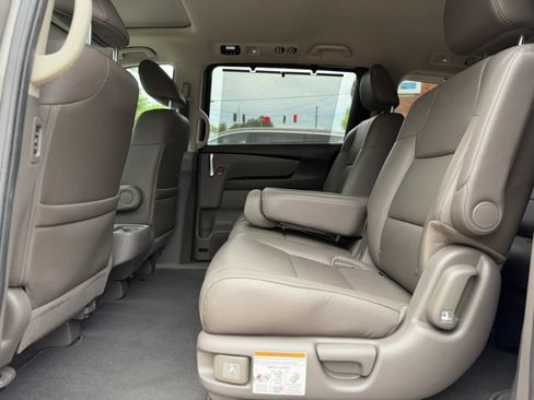Used 2014 Honda Odyssey EX-L image 30