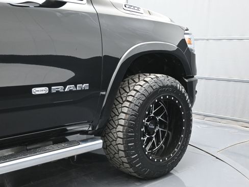 Used 2022 RAM 1500 Limited w/ Body Color Bumper Group image 47