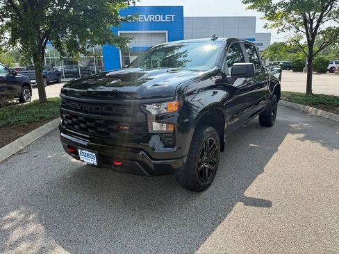 Used 2024 Chevrolet Silverado 1500 Custom Trail Boss AWD/4WD image 9