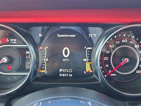 Used 2022 Jeep Wrangler Unlimited Rubicon w/ Steel Bumper Group AWD/4WD image 21