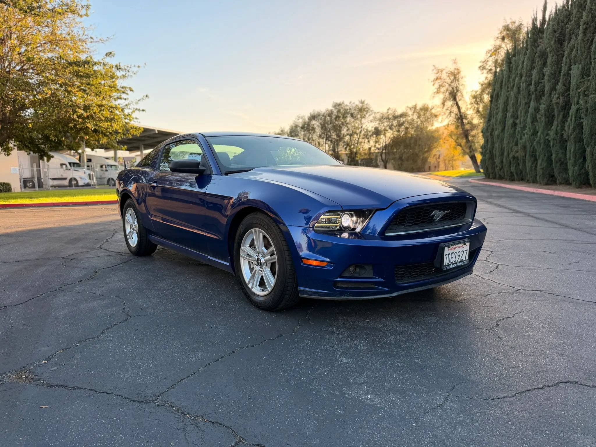 Used 2013 Ford Mustang Coupe RWD image 1