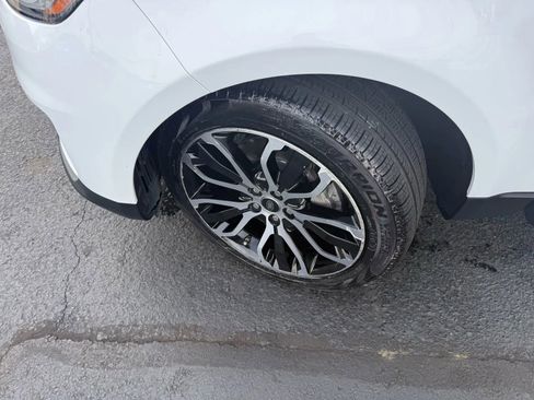 Used 2019 Land Rover Range Rover Sport SE image 54