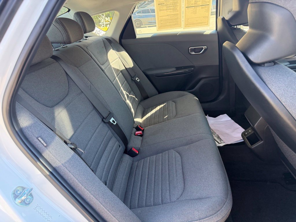 Used 2025 Kia K4 EX FWD image 11