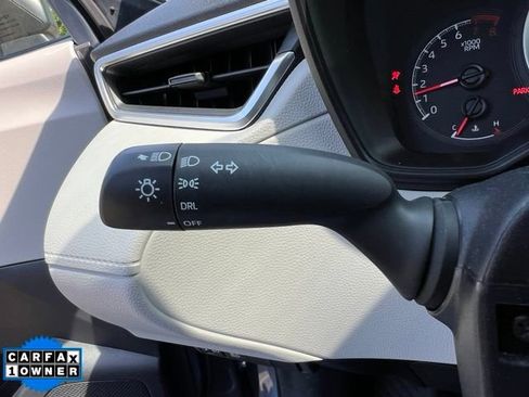 Used 2022 Toyota Corolla Cross L AWD/4WD image 19