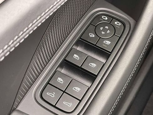 Used 2025 Porsche Panamera GTS image 37