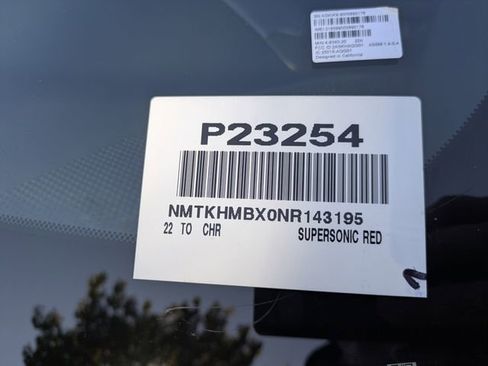 Used 2022 Toyota C-HR XLE image 33