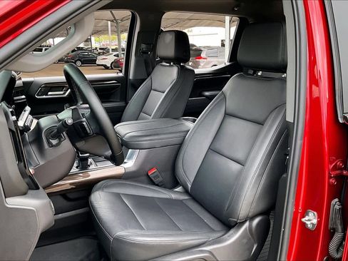 Used 2024 Chevrolet Silverado 1500 RST w/ Convenience Package II AWD/4WD image 8