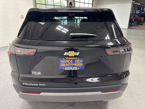 New 2026 Chevrolet Equinox LT w/ Convenience Package II image 6