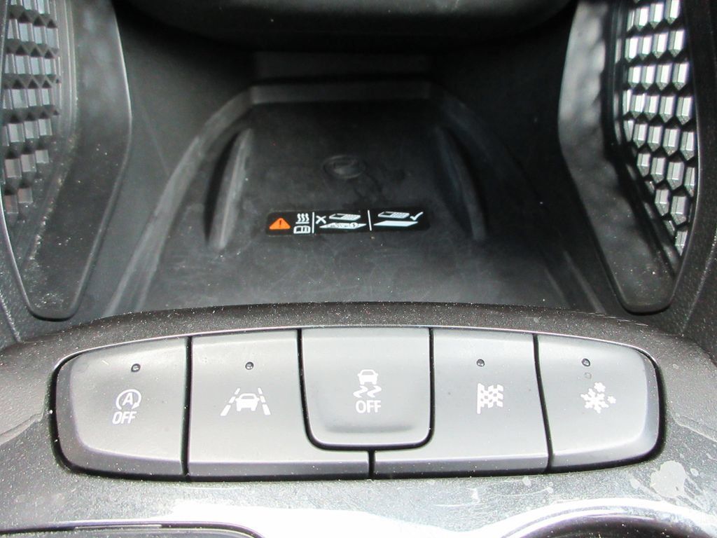 Certified 2024 Chevrolet TrailBlazer LT w/ Convenience Package FWD image 28
