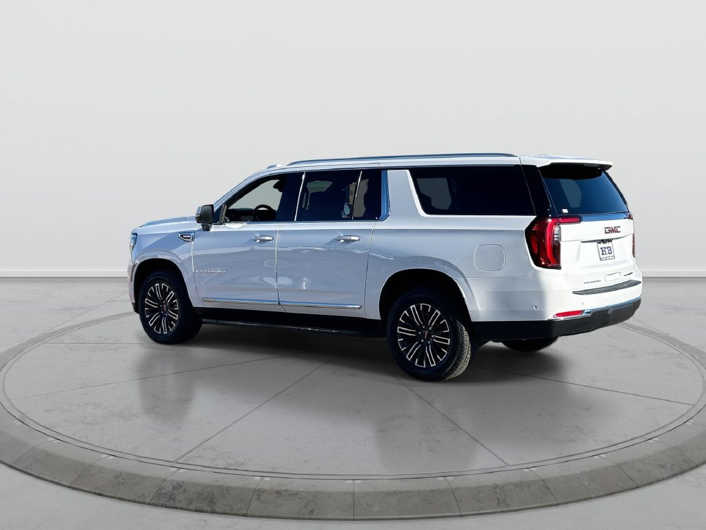 Used 2026 GMC Yukon XL Elevation w/ Elevation Premium Package AWD/4WD image 6