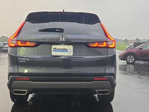 Used 2025 Honda CR-V Sport-L image 6
