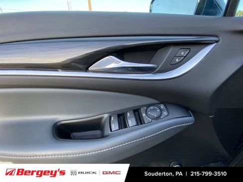 Certified 2023 Buick Enclave Essence image 26