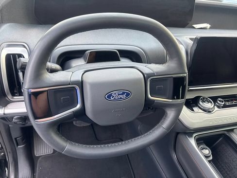 Certified 2025 Ford Expedition Max Active AWD/4WD image 14