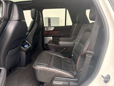 Used 2024 Lincoln Navigator Black Label AWD/4WD image 24