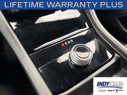 Used 2025 Jeep Grand Cherokee Laredo AWD/4WD image 18
