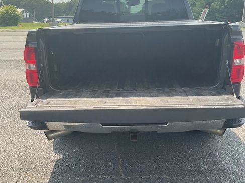 Used 2014 GMC Sierra 1500 SLT w/ SLT Crew Cab Value Package AWD/4WD image 39