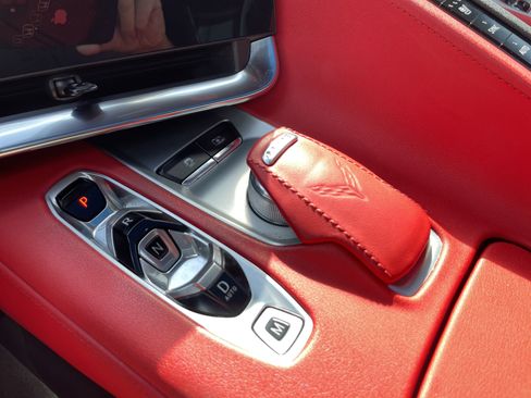 Used 2020 Chevrolet Corvette Stingray Preferred Cpe w/ 2LT Preferred Equipment Group RWD image 25