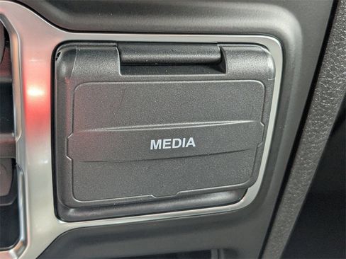 New 2025 Jeep Gladiator Sport image 20