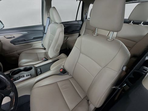 Certified 2022 Honda Pilot Special Edition image 25