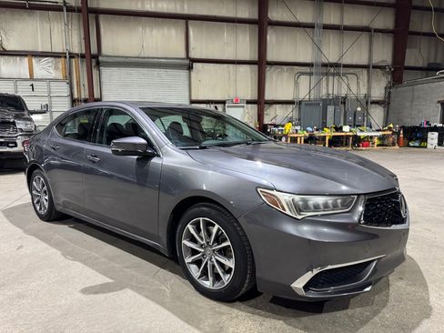 Used 2019 Acura TLX w/ Technology Package image 2