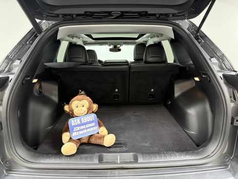 Used 2019 Jeep Cherokee Trailhawk image 8