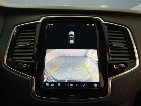 Used 2025 Volvo XC90 B6 Plus image 29