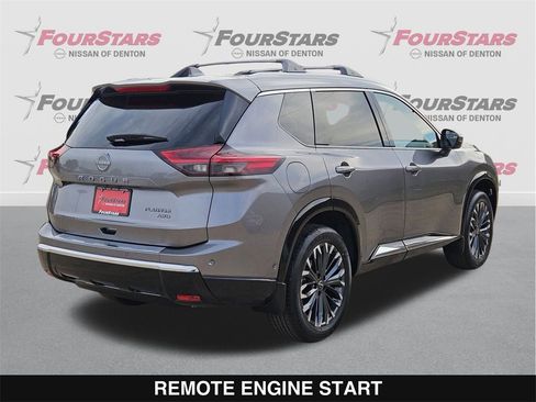 New 2026 Nissan Rogue Platinum image 4