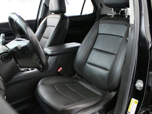 Used 2020 Chevrolet Equinox Premier image 24