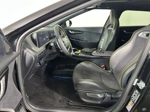 Used 2023 Kia EV6 GT image 11