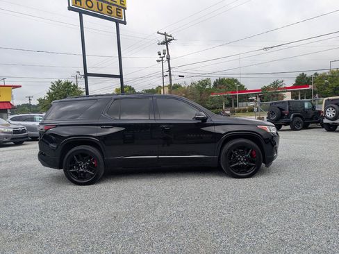 Used 2018 Chevrolet Traverse Premier w/ Redline Edition FWD image 5