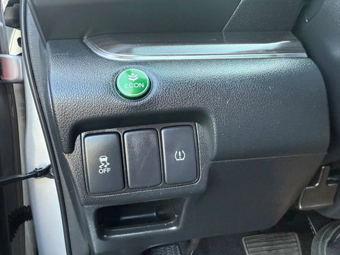 Used 2016 Honda CR-V EX-L image 26