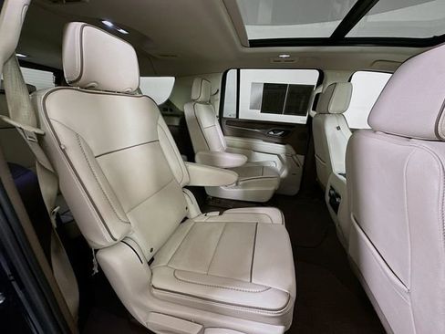 Used 2023 GMC Yukon XL Denali AWD/4WD image 35
