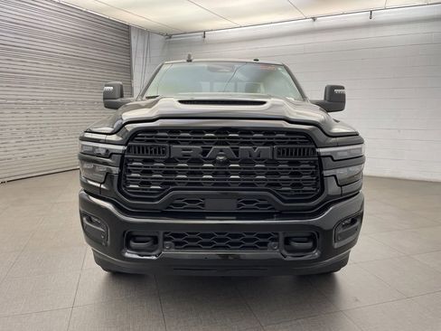 New 2026 RAM 2500 Limited image 9
