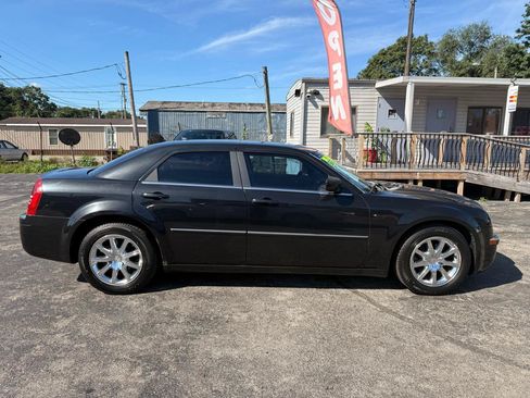 Used 2008 Chrysler 300 Limited RWD image 8