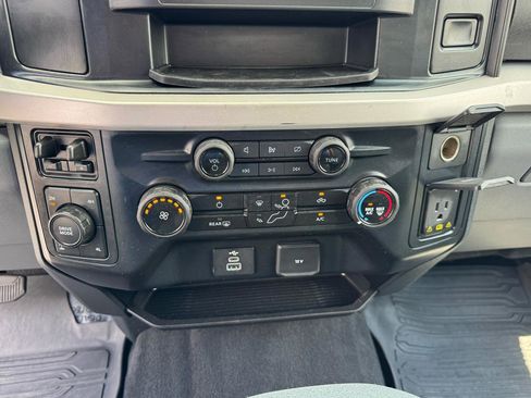 Used 2024 Ford F250 XLT w/ FX4 Off-Road Package AWD/4WD image 30