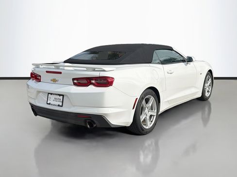 Used 2020 Chevrolet Camaro LT image 3