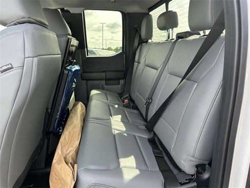 New 2025 Ford F350 XL w/ XL Chrome Package image 9