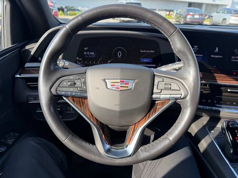 Used 2022 Cadillac Escalade Premium Luxury w/ Performance Package RWD image 6